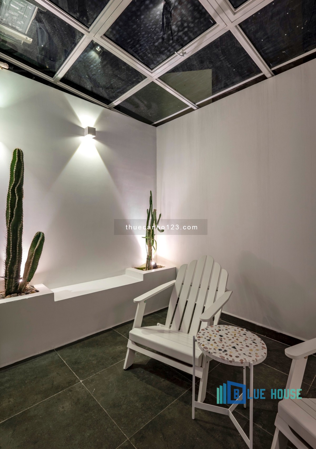 Studio cao cấp gần nhà ga METRO, nội thất mới, full service, có dọn phòng