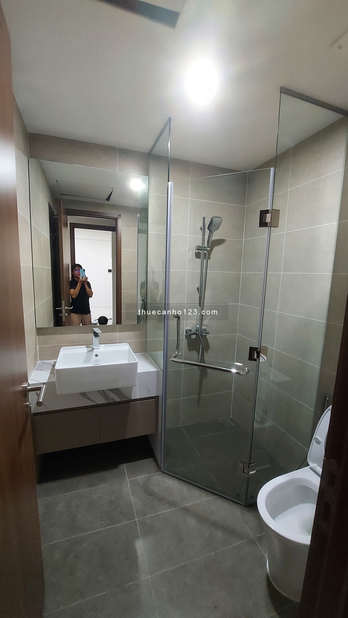 Cho thuê 2PN The Privia Khang Điền giá tốt.