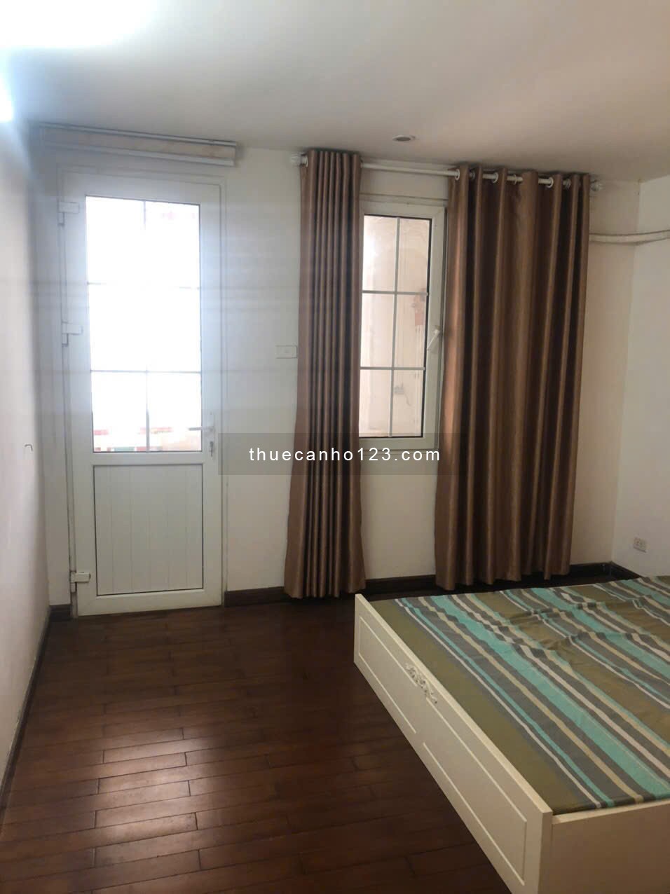 Cho thuê căn hộ chung cư 2pn – 1pk diện tích 98m2 có Full đồ ở Dương Đình Nghệ, Cầu Giấy, Hà Nội