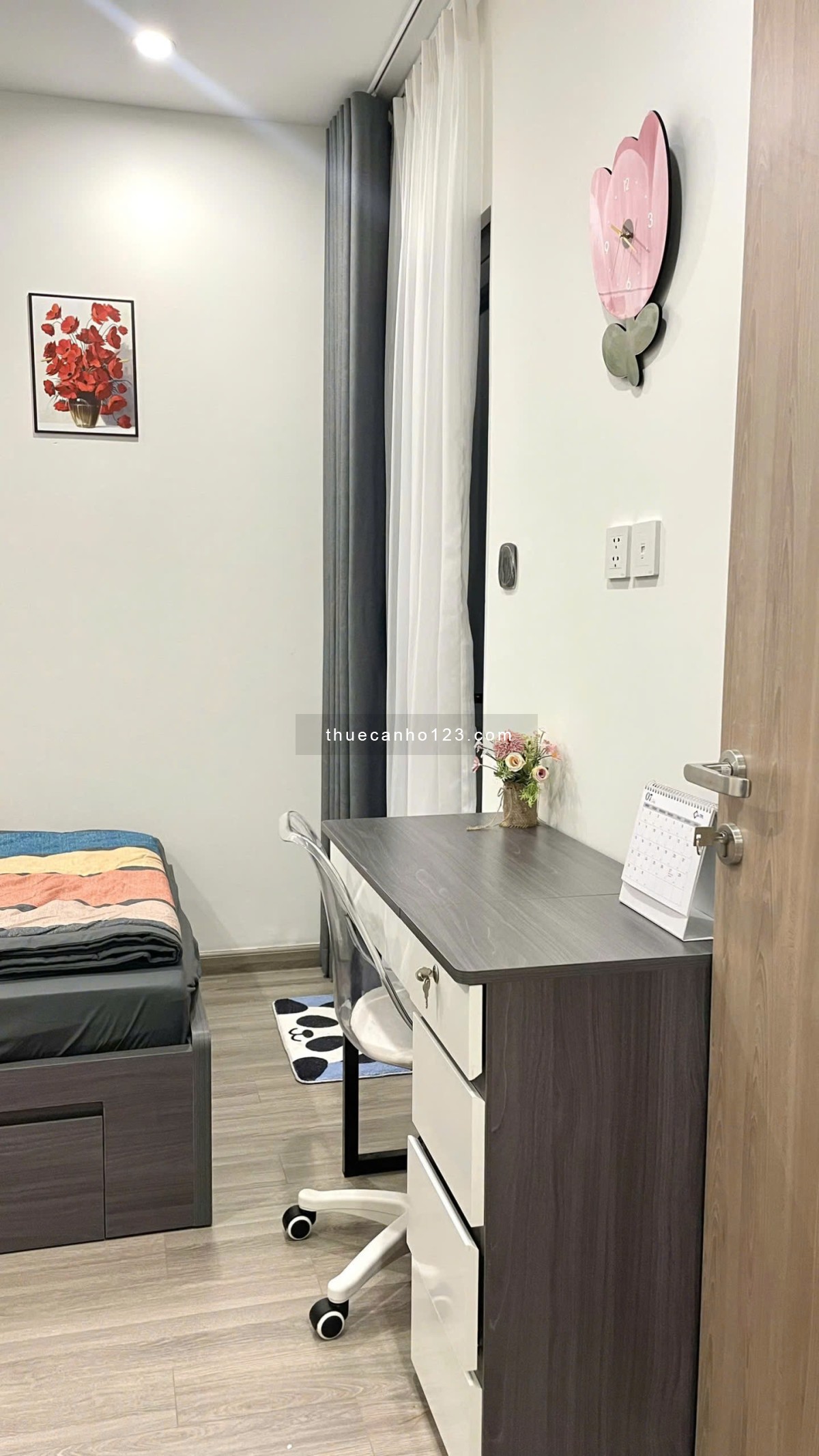 Cho thuê 2PN giá chỉ 5,5tr khu mới gần VINCOME nhà chưa ai ở 0938497815