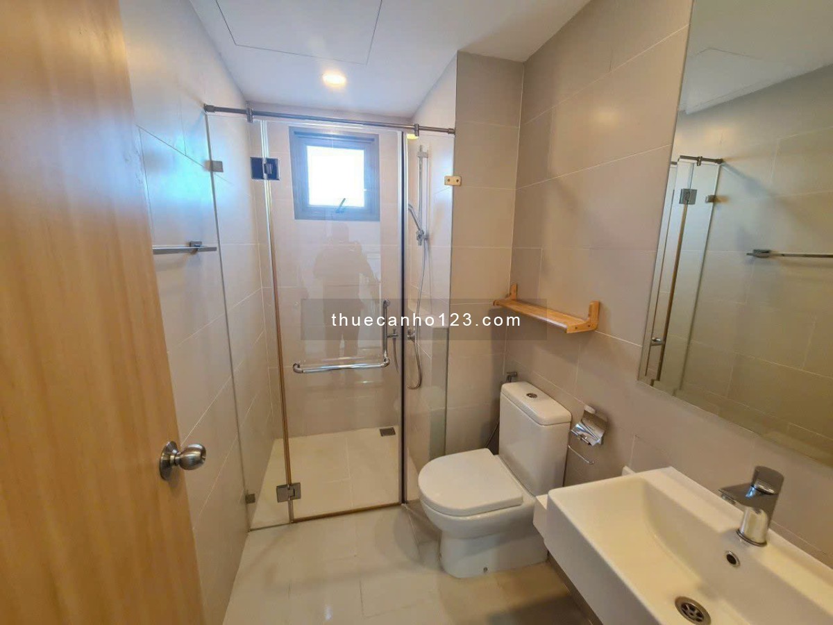 Gia đình cần cho thuê CH đẹp The Botanica Phổ Quang 60m2, 2pn, 1wc, Full NT. Giá thật: 14,5 tr/th