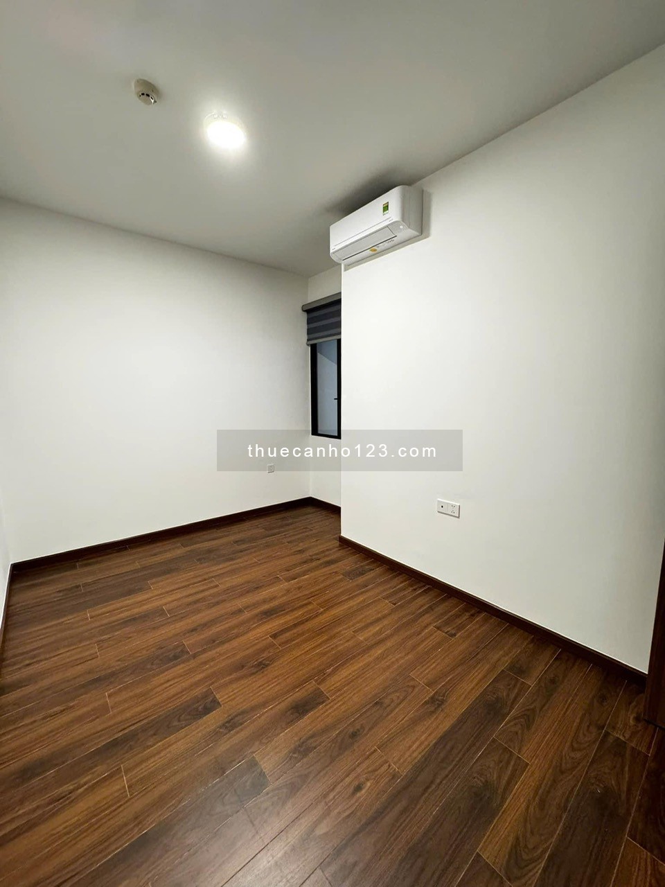 Chung cư Carillon1, Hoàng Hoa Thám, TB: 90m2, 2p ngủ, 2wc, ban công, 13tr/th