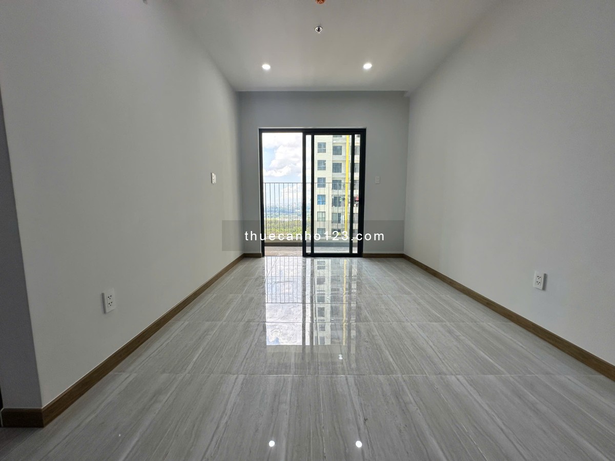 Chính chủ cho thuê chung cư Bcons Green Topaz 2 phòng ngủ 2WC, ngay làng Đại học, ưu đãi khi cọc sớm