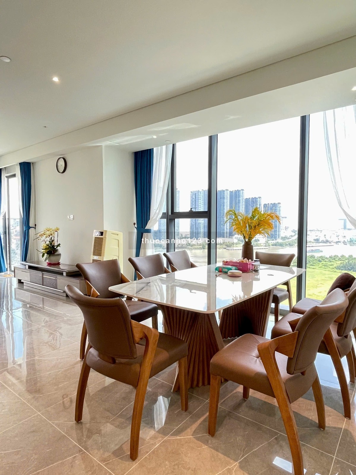 Opera cho thuê 3PN VIEW 360 sông, quận 1 & Ba Son - Tầng cao view xuất sắc & giỏ hàng cập nhật
