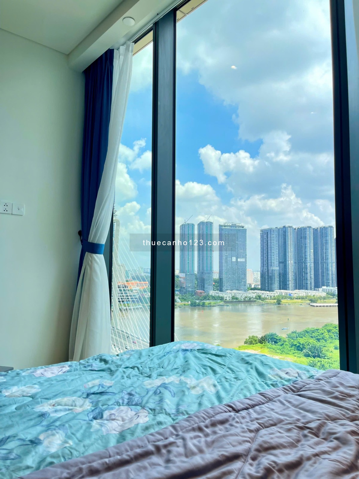 Opera cho thuê 3PN VIEW 360 sông, quận 1 & Ba Son - Tầng cao view xuất sắc & giỏ hàng cập nhật
