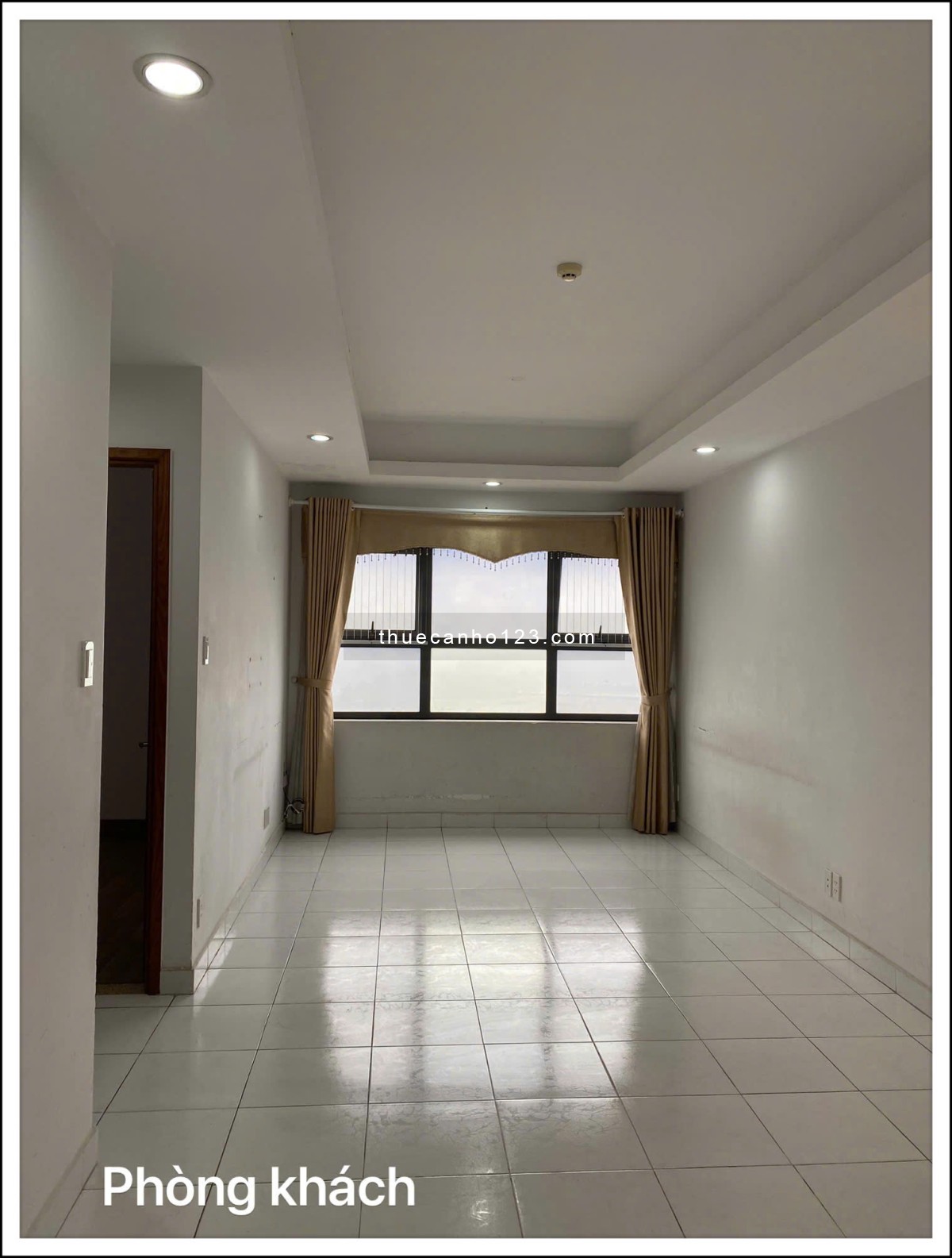 Cho thuê căn hộ chung cư The One Gamuda Yên Sở, HM 67m2 2PN cơ bản 8tr