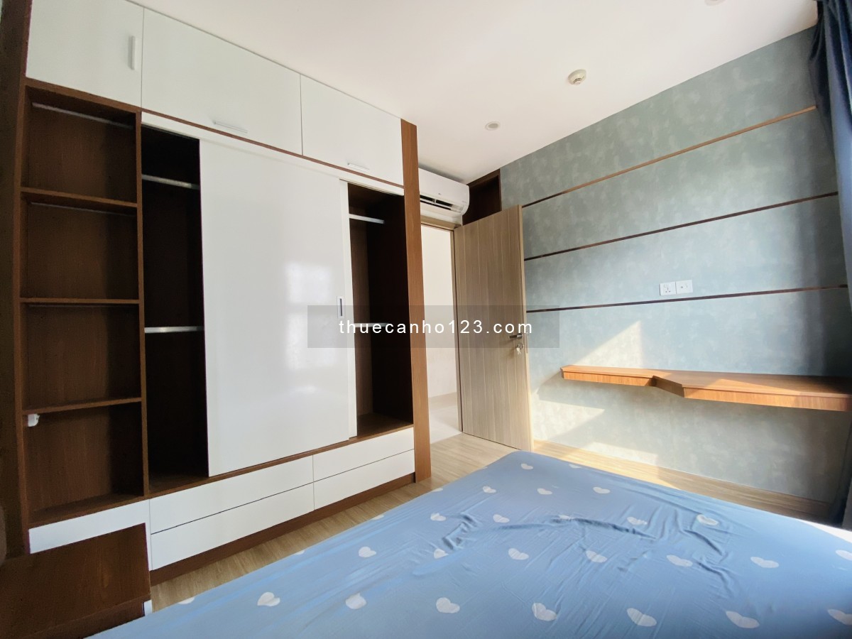 Căn 2PN+ full nội thất xịn xò, tầng 18 view thoáng, nhà trống ở ngay