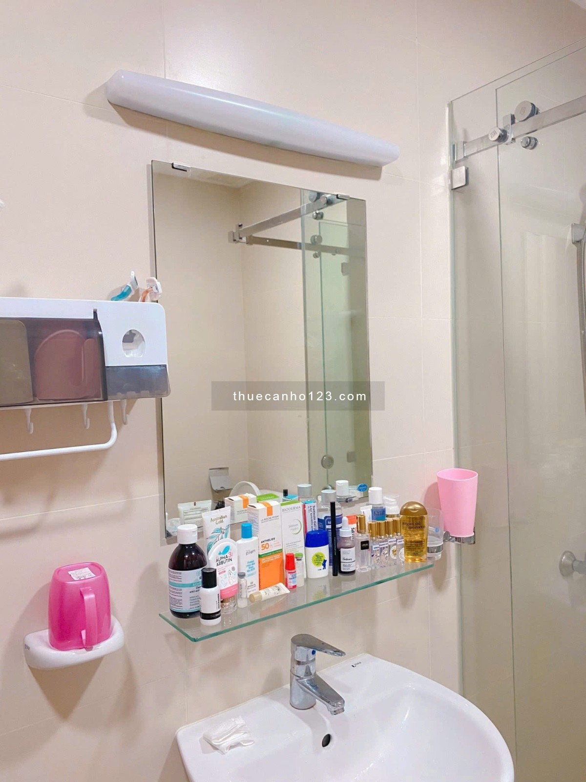 Chung cư Screc, 974A Trường Sa, Q3, 55m2, 1PN, Ban công, 10tr5/tháng.