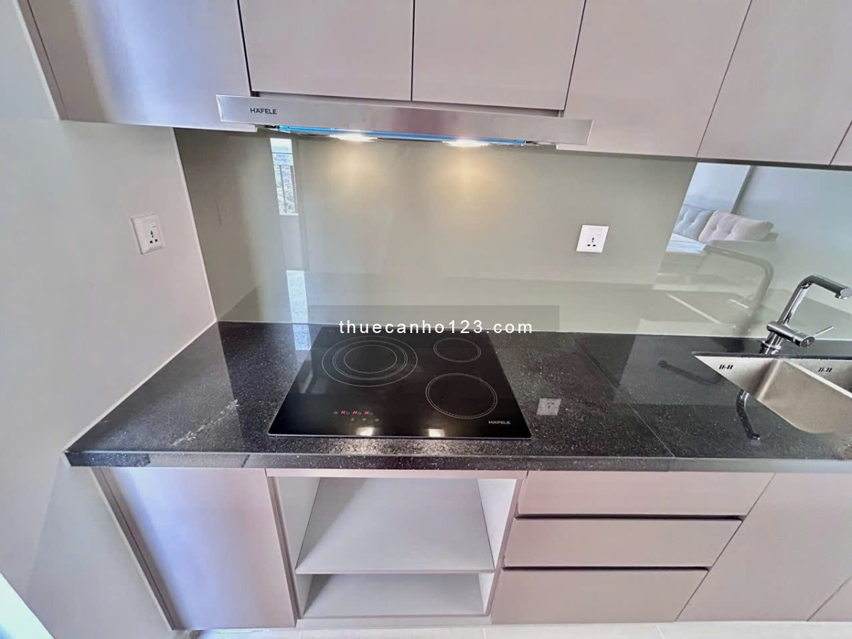 Chung cư Bạch Đằng, P2, Tân Bình: 97m2, 2p ngủ, NT mới, giá 16tr/th