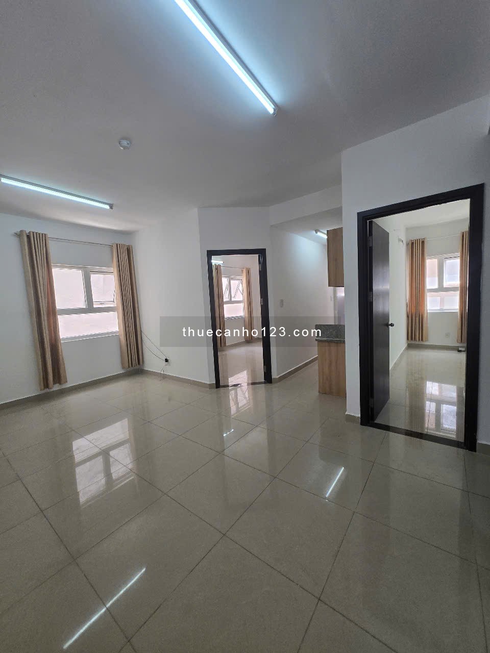 Cho thuê căn hộ Đạt Gia 2pn 2wc giá 7tr nhà trống có 2 máy lạnh - 1pn 1wc giá 7tr full nội thất