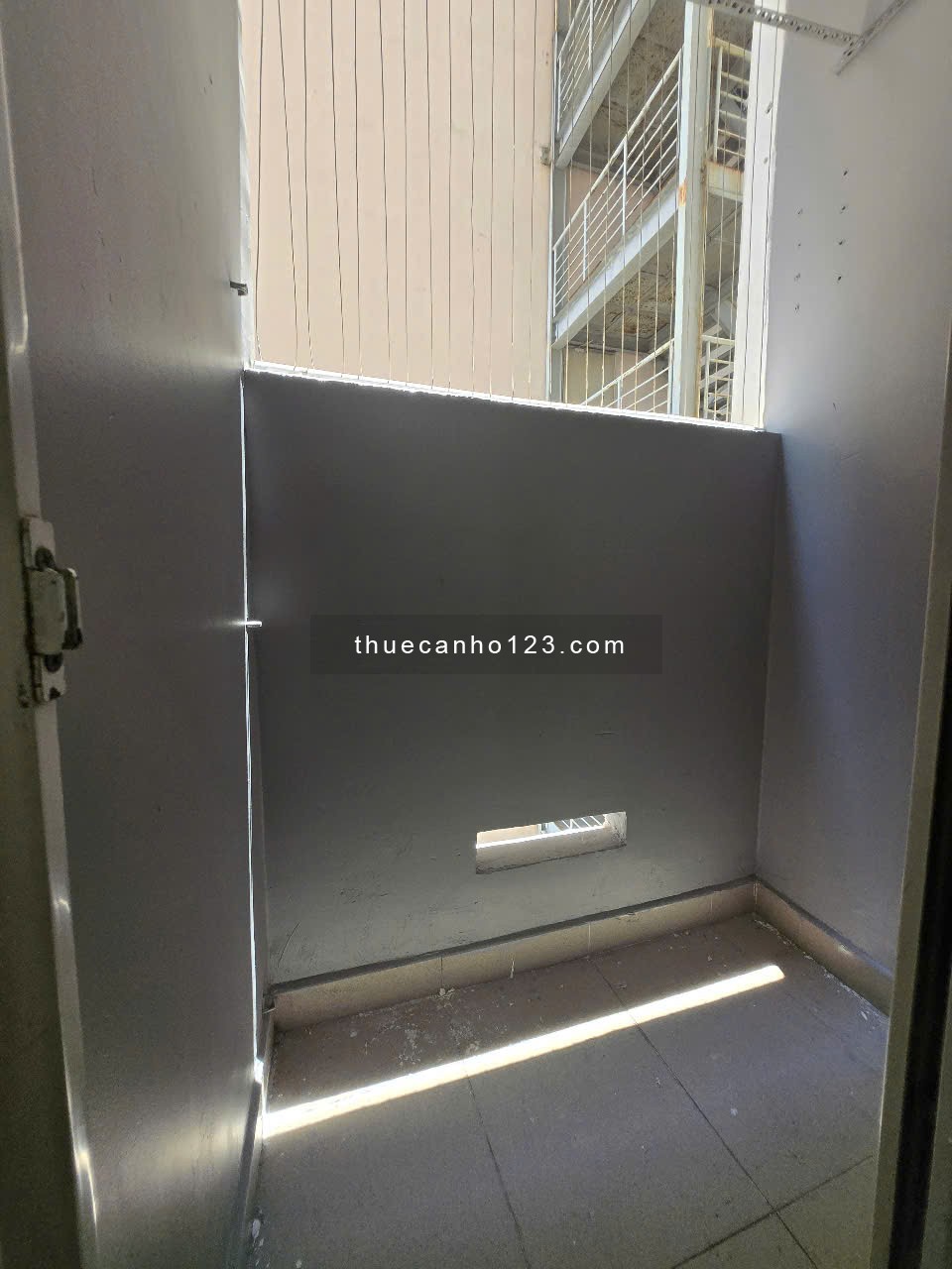 Cho thuê căn hộ Đạt Gia 2pn 2wc giá 7tr nhà trống có 2 máy lạnh - 1pn 1wc giá 7tr full nội thất