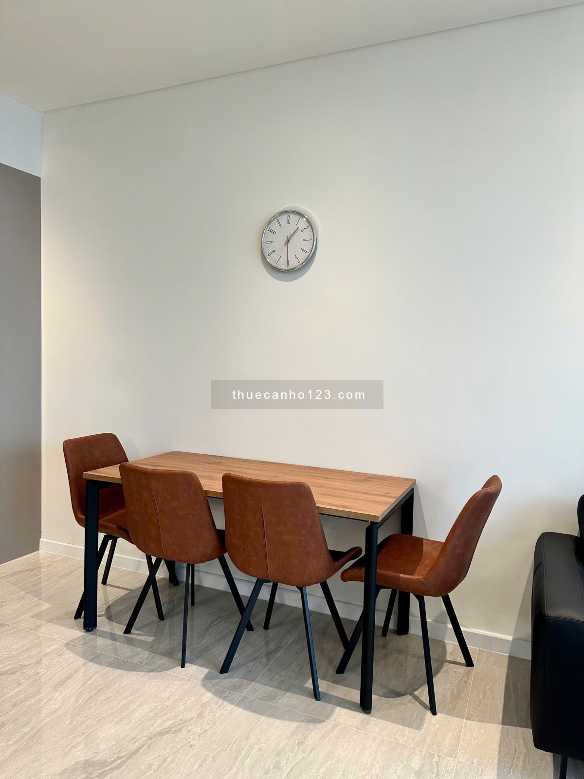 Opera Cho Thuê 2PN Đầy Đủ Nội Thất, Tầng Cao View Sông Và Quận 1