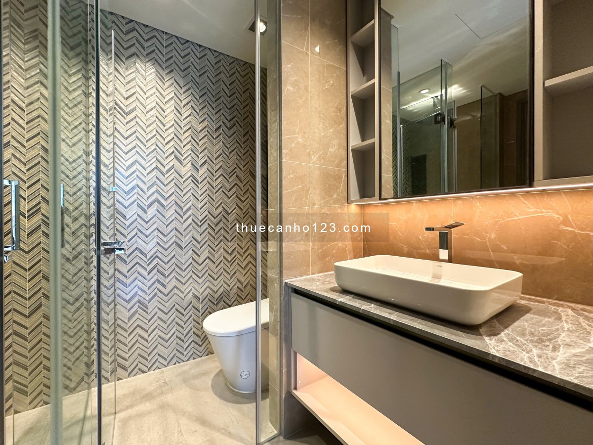 Opera Metropole Cho Thuê 1PN Nội Thất Cơ Bản, Tầng Cao View Sông Và Quận 1