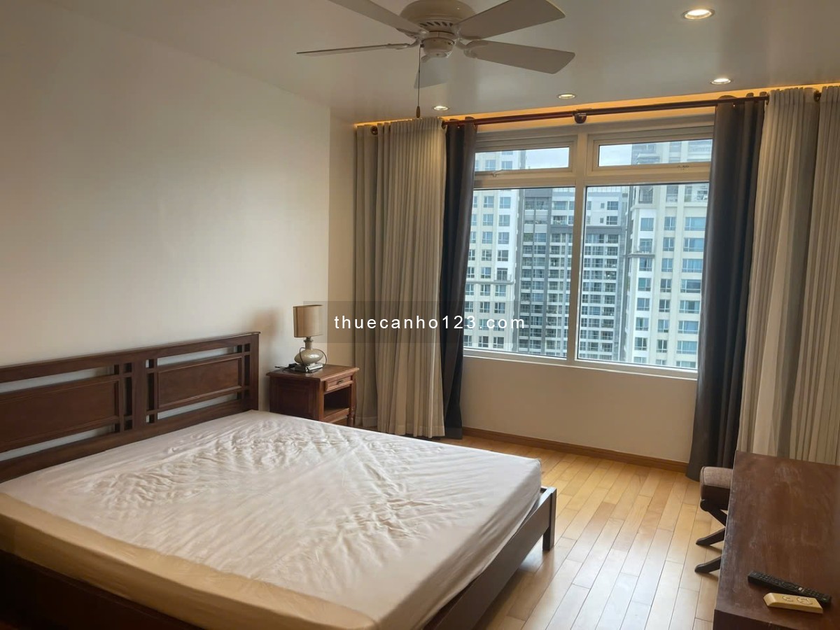 Cho thuê căn hộ chung cư Đất Phương Nam, B.Thạch, DT: 130m2 - 3PN - 2WC - Giá thuê:16 triệu/tháng