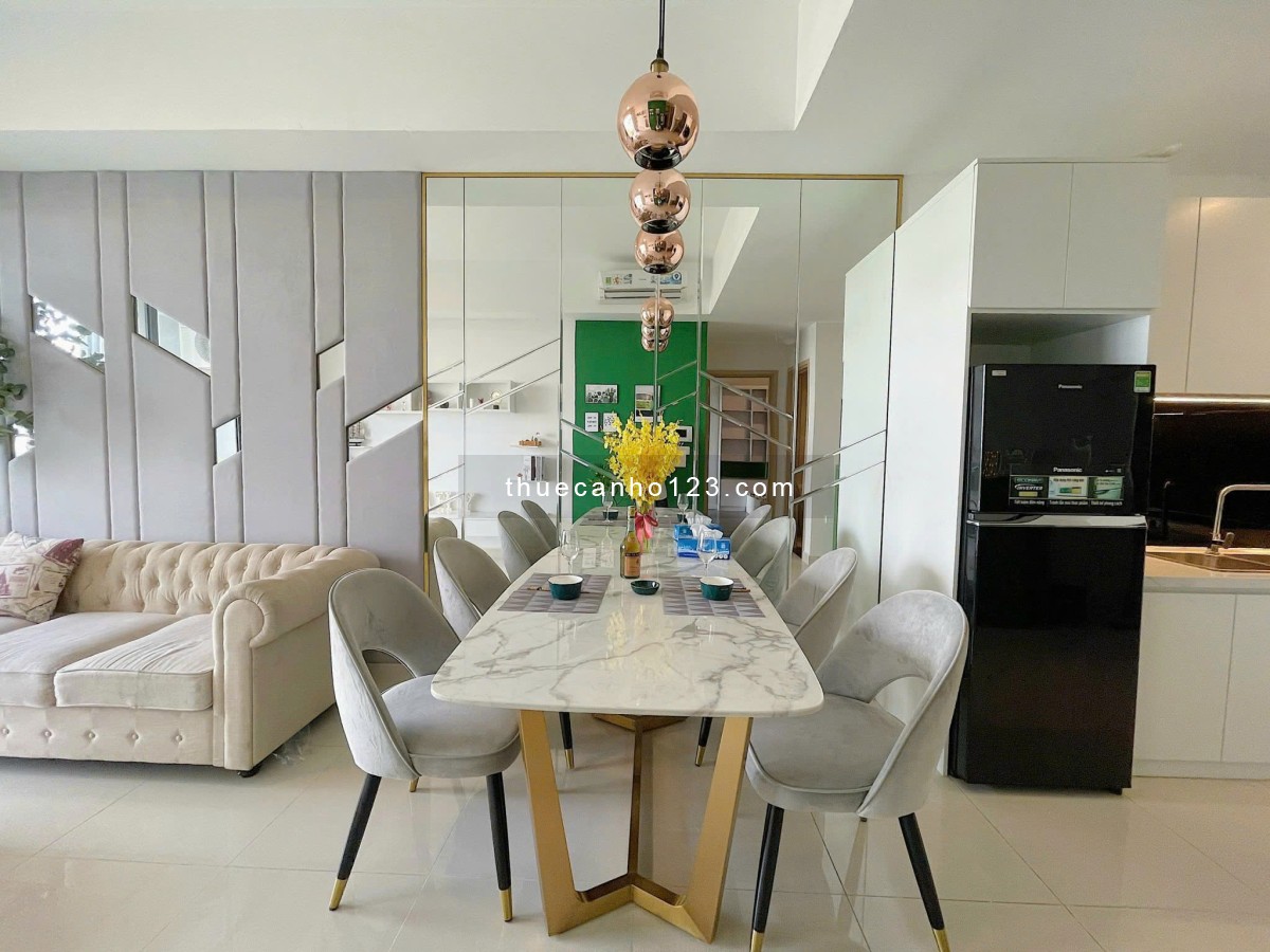 Cho thuê căn hộ Sky Center, DT 80m2, 2PN, Full NT, giá 16tr/tháng.