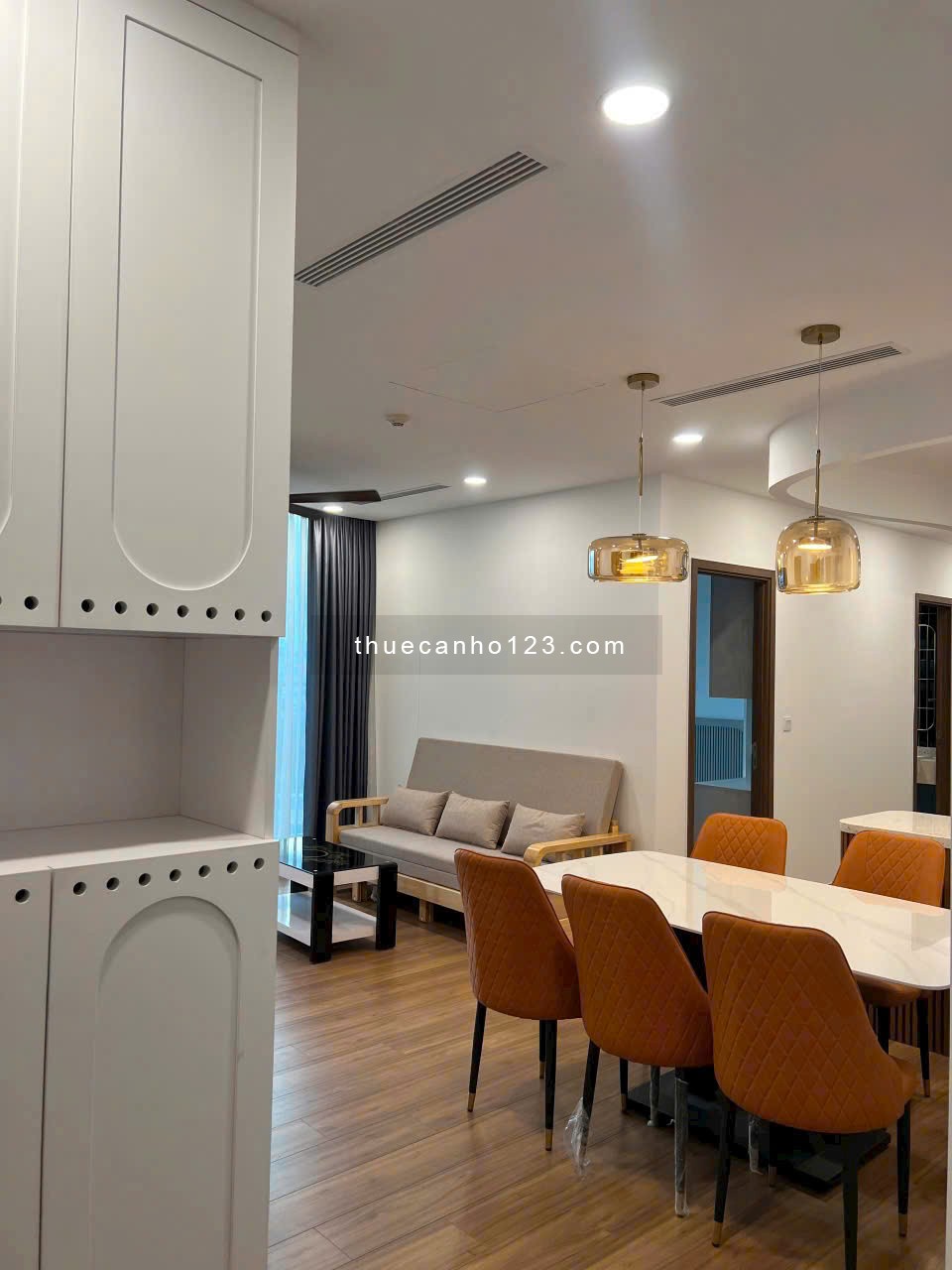 Cho thuê ECO GREEN căn góc 2PN 2WC full nội thất giá 16 triệu/ tháng nhà đẹp