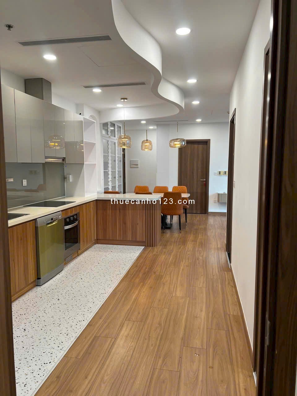 Cho thuê ECO GREEN căn góc 2PN 2WC full nội thất giá 16 triệu/ tháng nhà đẹp