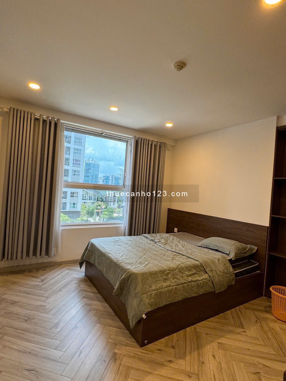 Cho thuê Sunrise Riverside 93m2 3PN 2WC 93m2 giá 15.5 triệu / tháng