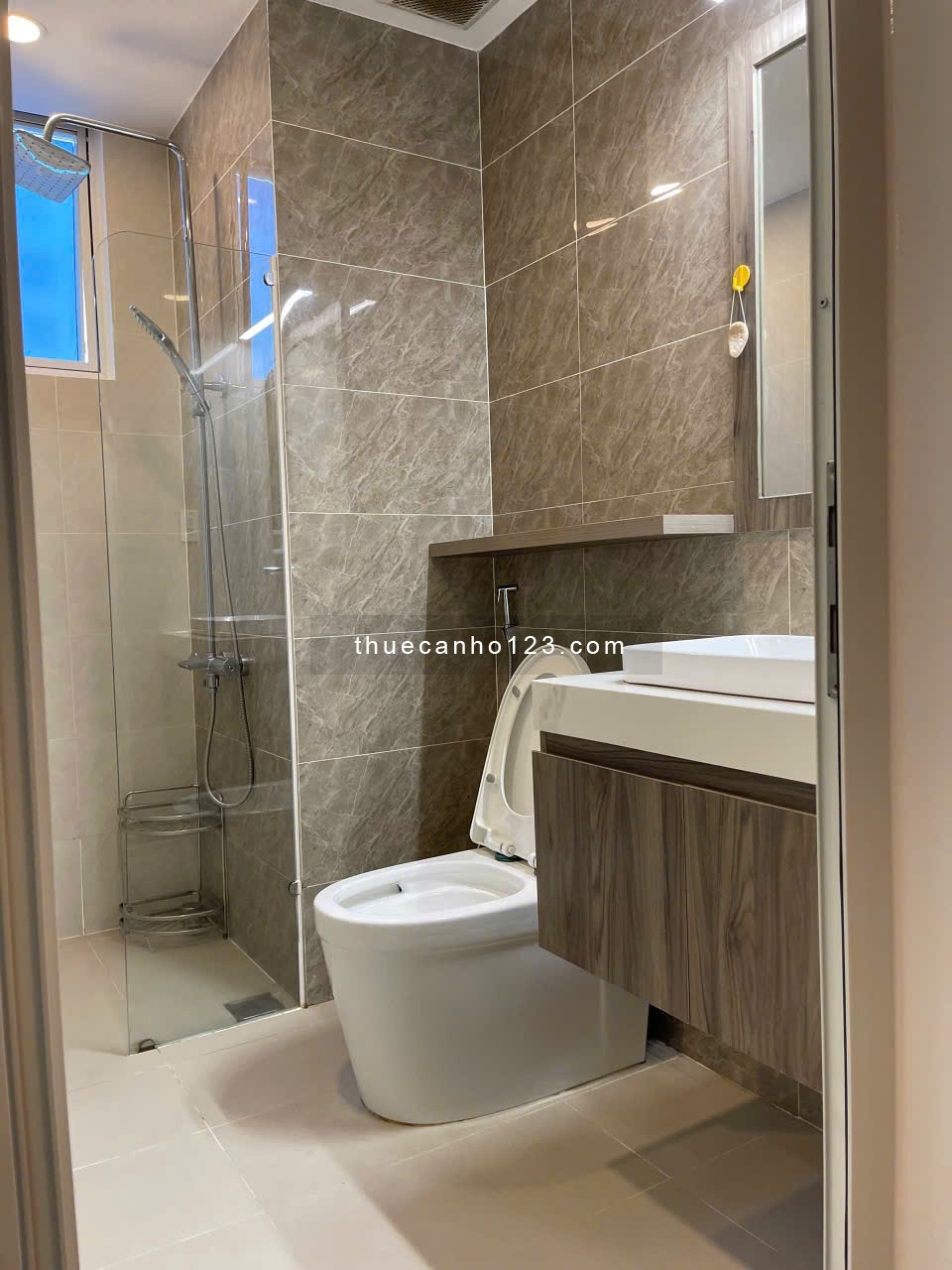 Cho thuê Sunrise Riverside 93m2 3PN 2WC 93m2 giá 15.5 triệu / tháng
