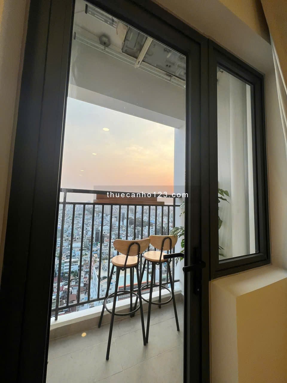 Chung cư Richmond, Nguyễn Xí, P26, BT: 1p ngủ, full nội thất, 10tr/th 45m2