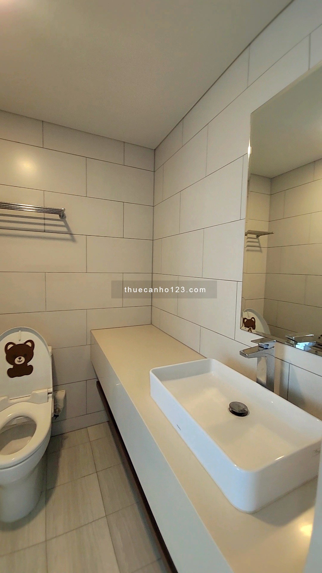 Căn hộ 3PN 156m² tại Waterina Suites cho thuê - Giá rẻ nhất dự án - Chỉ 30 triệu/tháng