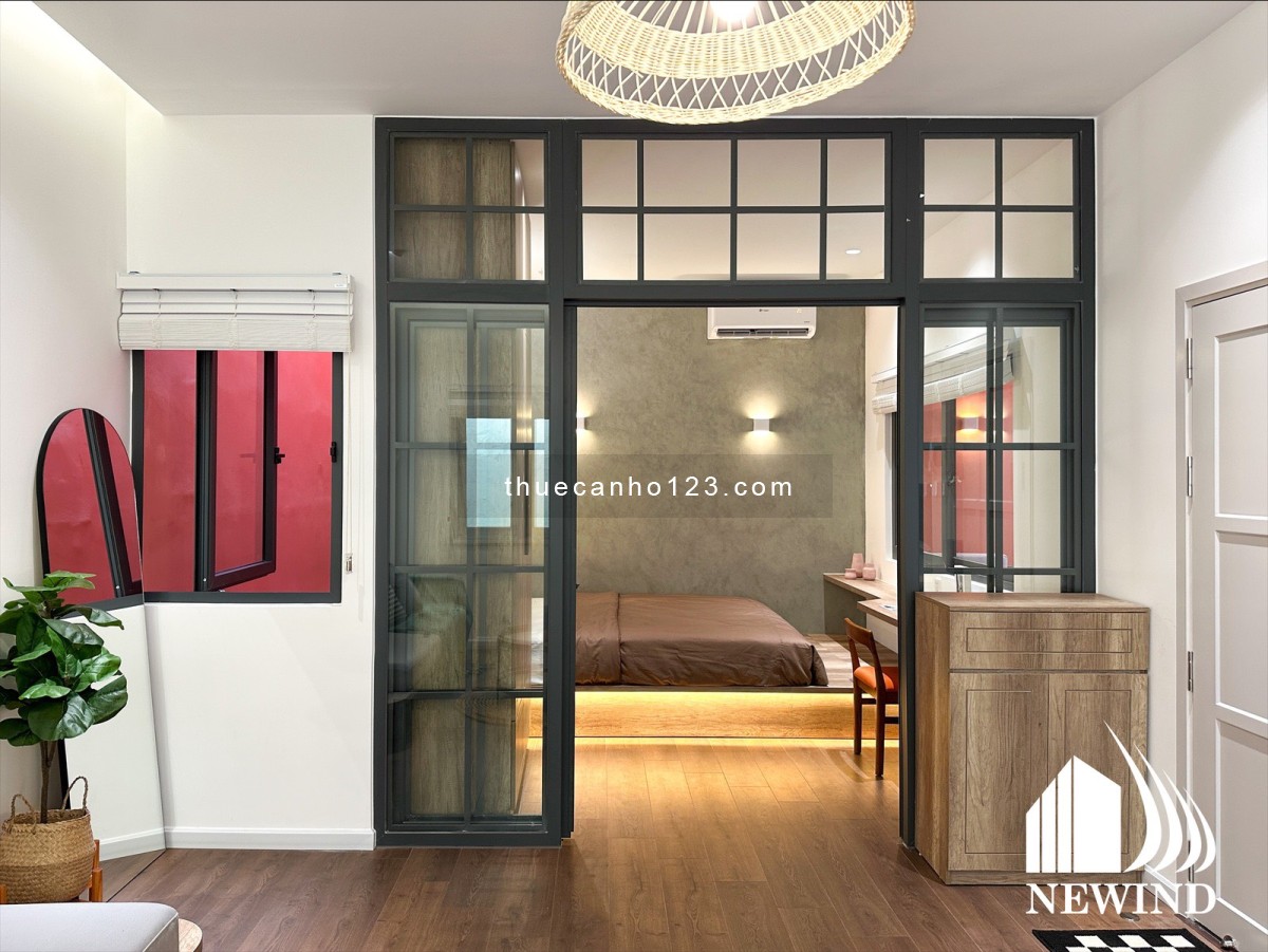 Căn hộ ban công/cửa sổ full NT thiết kế đẹp khu PMH, SC, RMIT, FV, KCX, VNG, sát vách Q4, Q1, Rmit