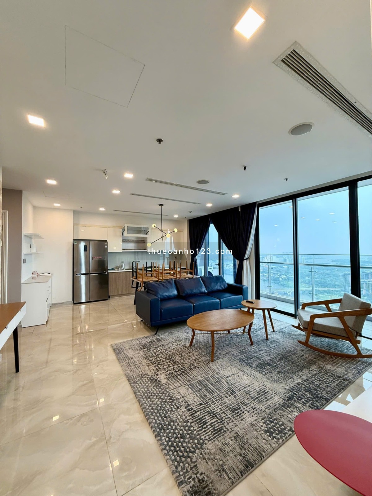 [ Giá tốt ] Chính chủ cần cho thuê gấp 4PN, 3WC, 160m2 giá 80 triệu / tháng Vinhomes Golden River