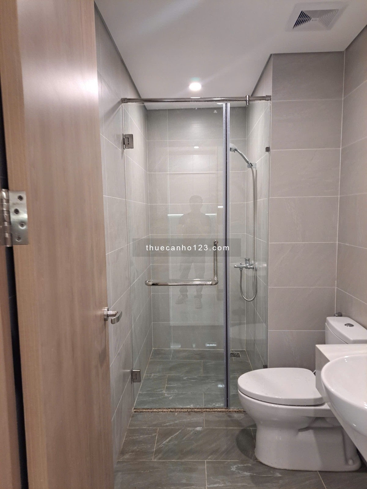 Cho thuê 02 căn hộ 1PN+ full nội thất mới 100% – Tòa BS10, Vinhomes Grand Park, Quận 9 (TP. Thủ Đức)