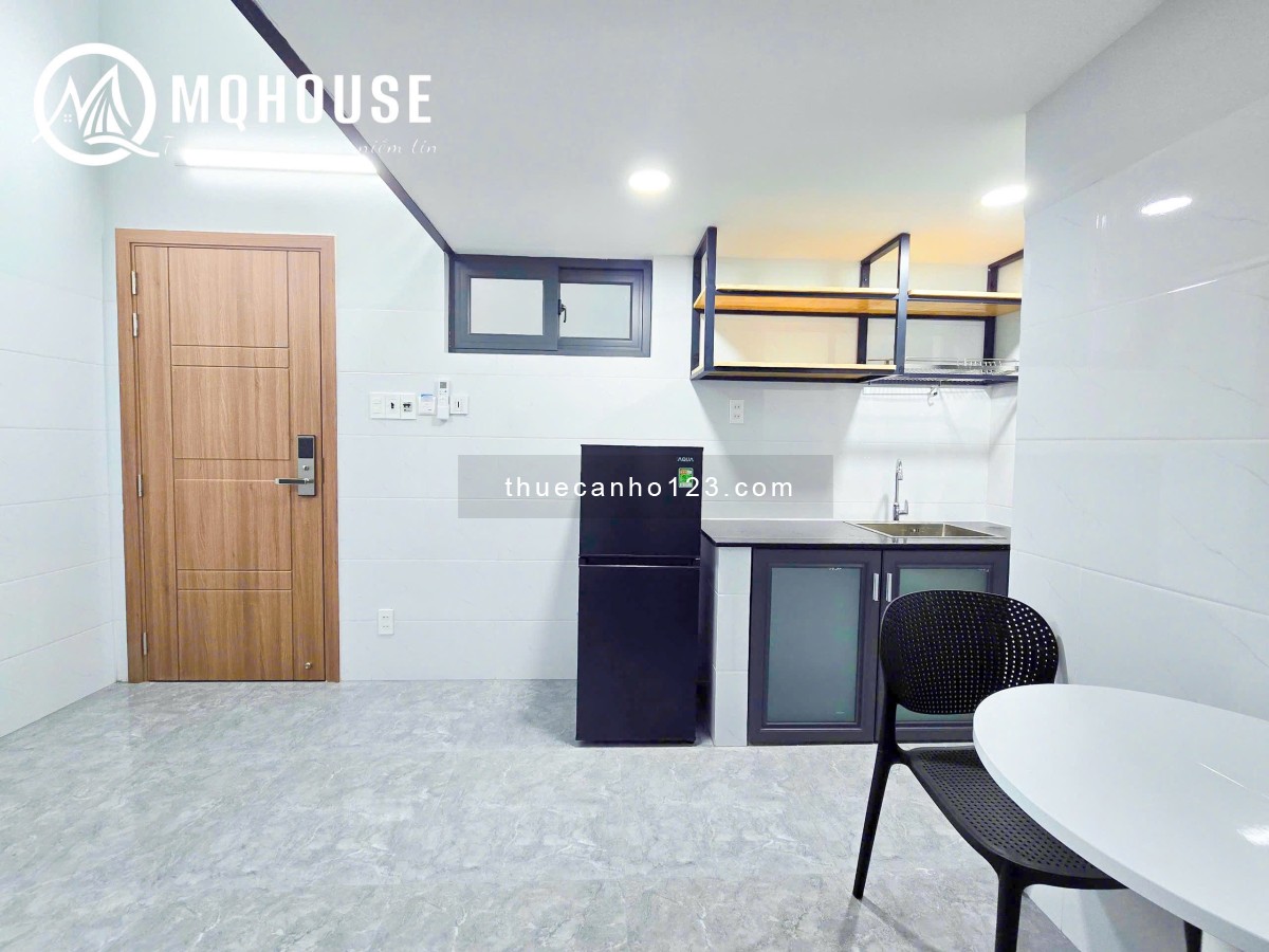 Khai trương căn hộ duplex mới xây khu Him Lam