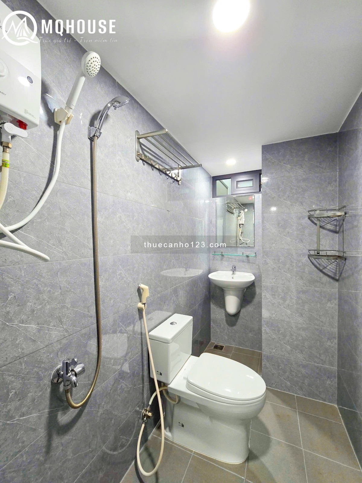 Khai trương căn hộ duplex mới xây khu Him Lam