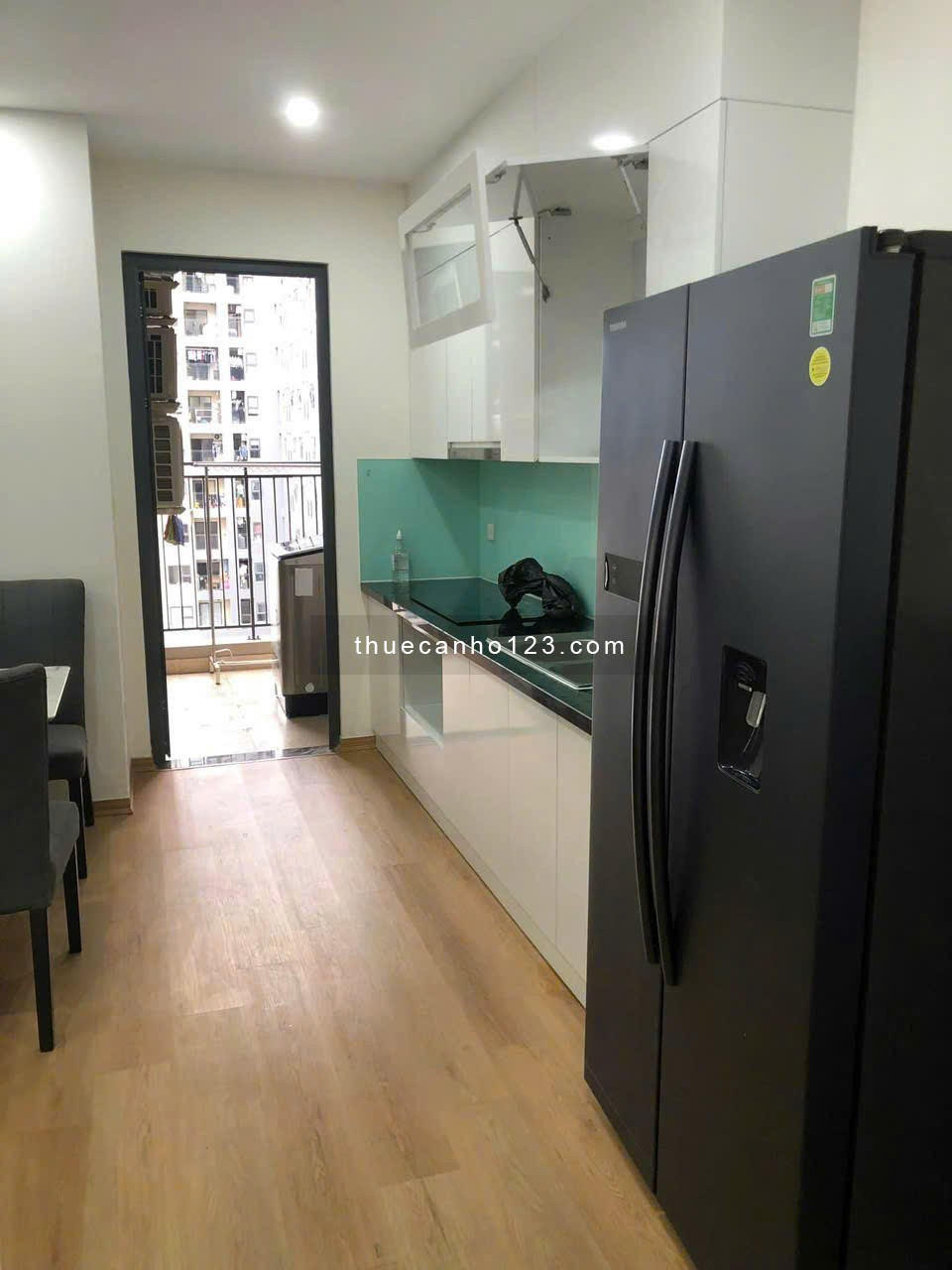 Cho thuê căn hộ 3 Phòng Ngủ Giá Rẻ Full Nội Thất