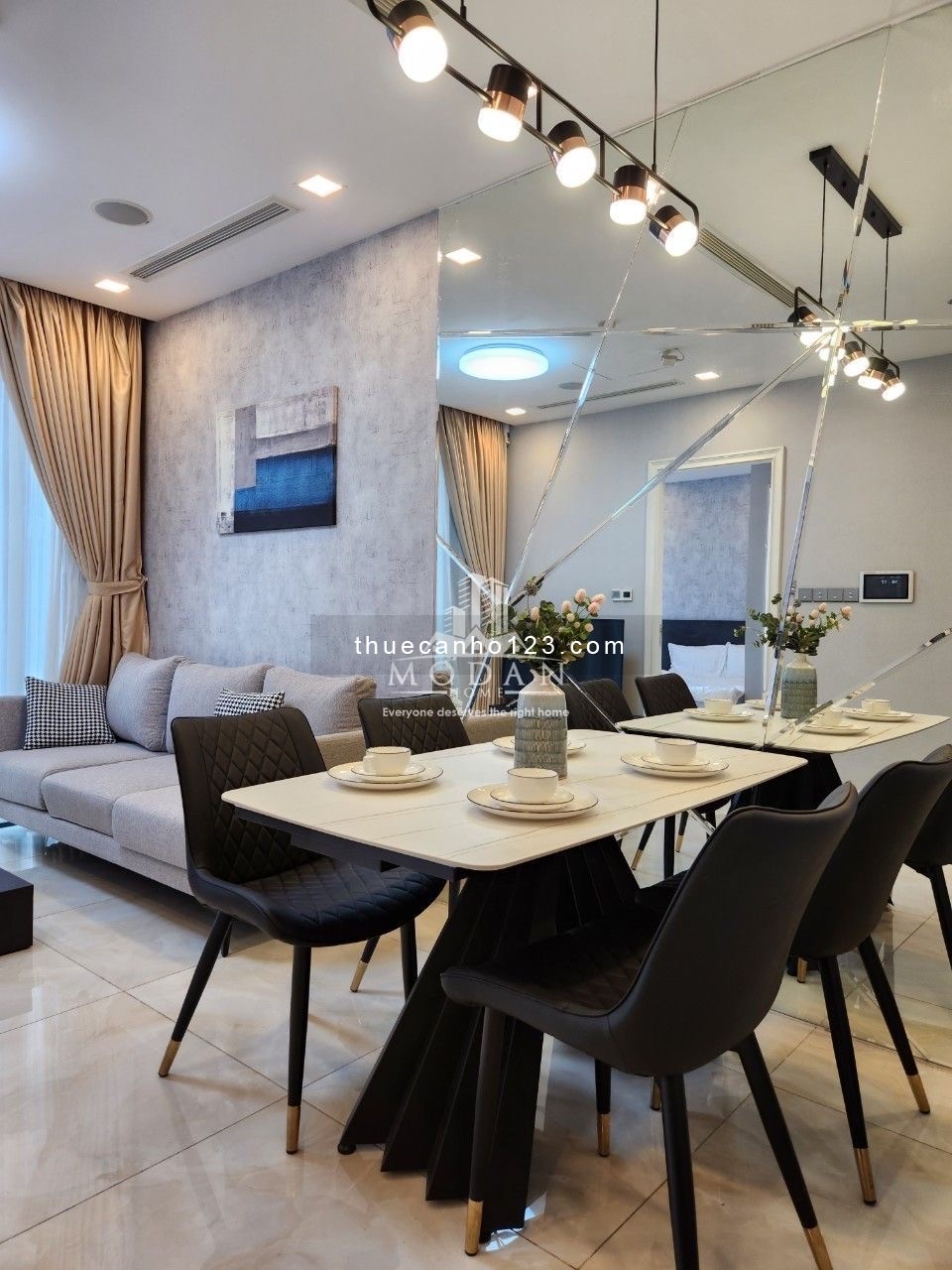 Cho thuê căn hộ Vinhomes Golden River Ba Son 1PN - 4PN