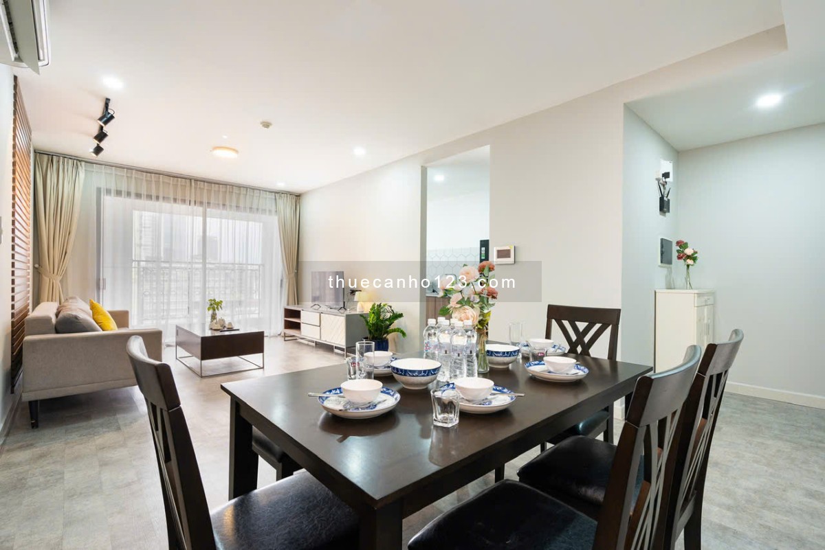 Cho Thuê Căn Hộ Cao Cấp 3 phòng ngủ Sài Gòn Royal Luxury Quận 4