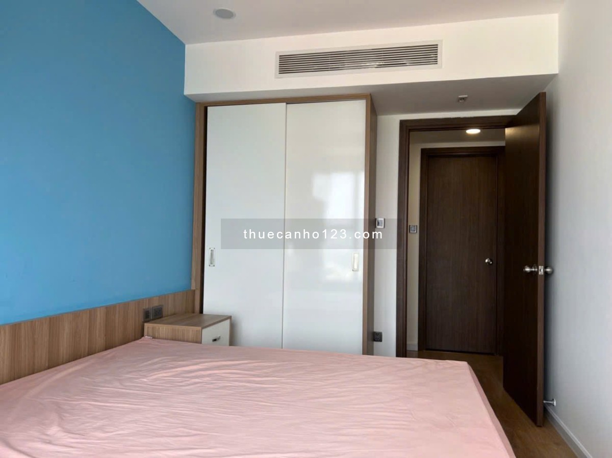 Căn Hộ 2 Phòng ngủ Sài Gòn Royal view sông Quận 4 giá rẻ