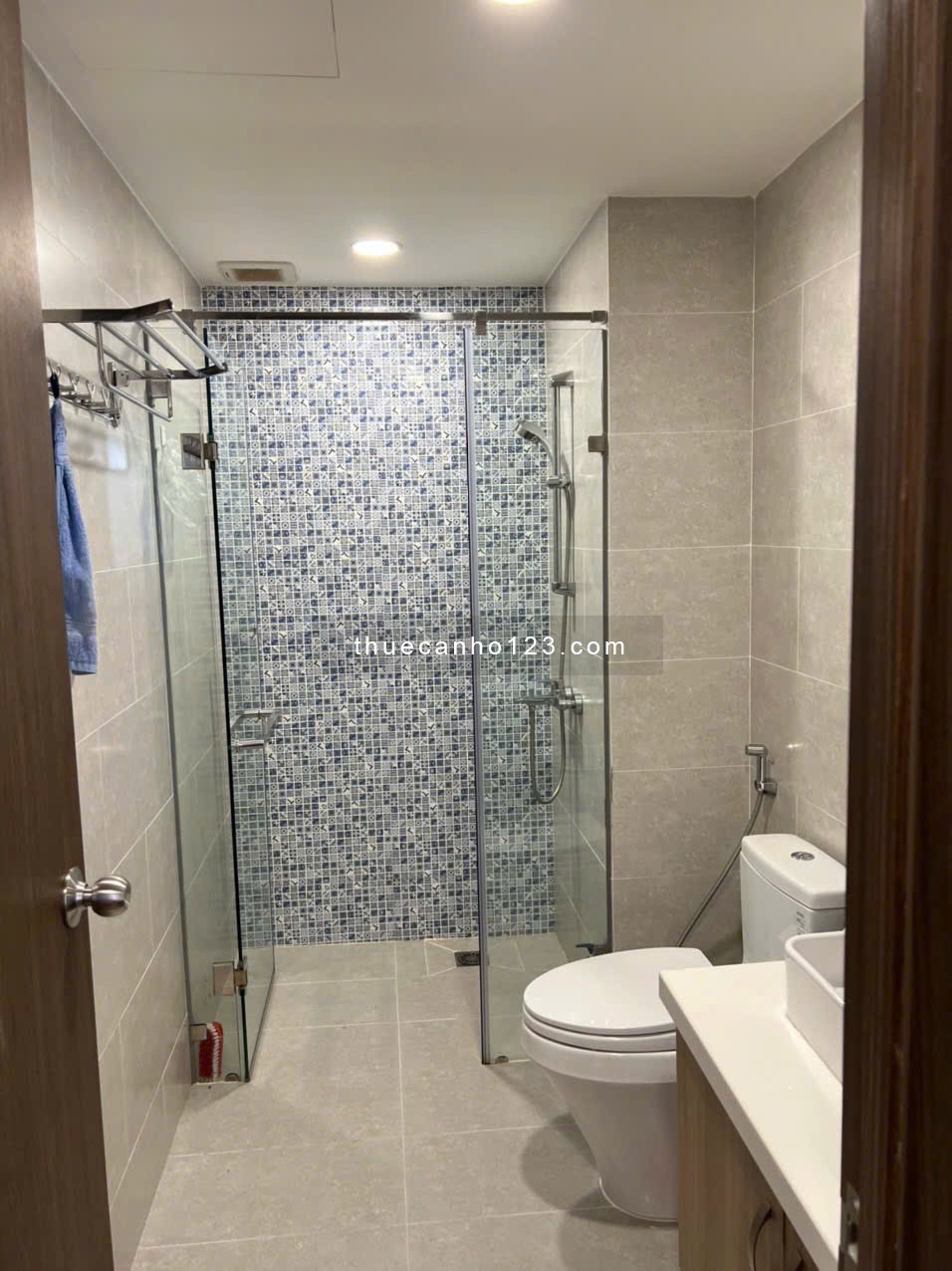 Căn Hộ 2 Phòng ngủ Sài Gòn Royal view sông Quận 4 giá rẻ