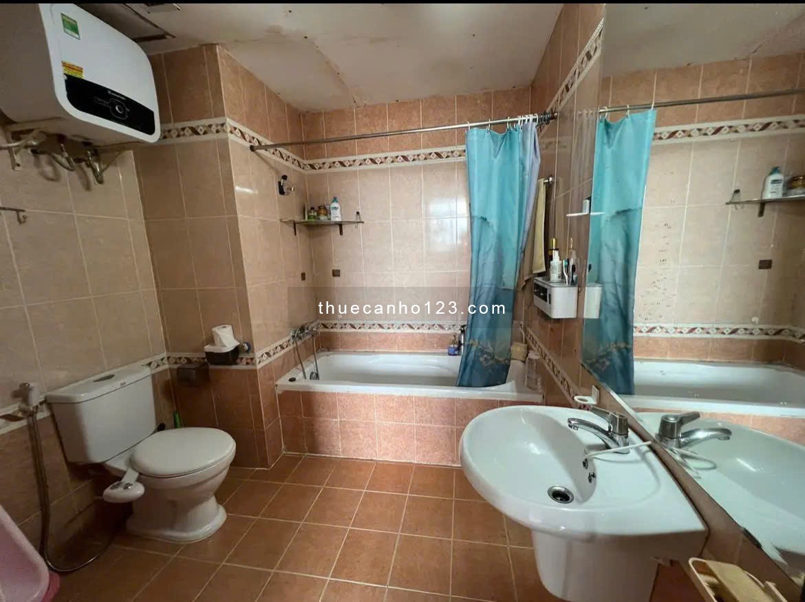 Chung cư Screc, Trường Sa, Quận 3: 81m2, 2p ngủ, full nội thất, 13tr/th