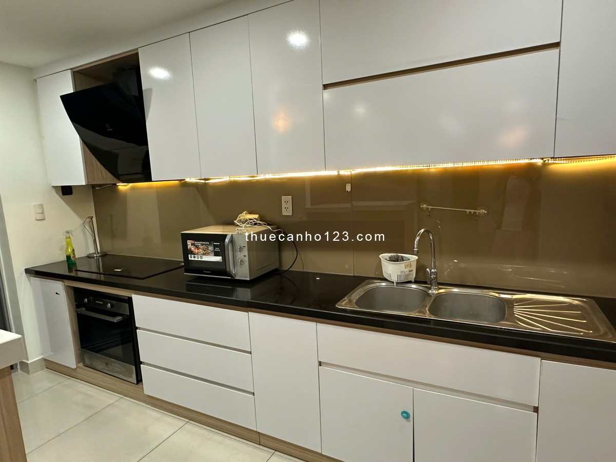 3 Phòng Ngủ 128 m2 Tháp A đẹp nhất dự án cho thuê 28 triệu / tháng