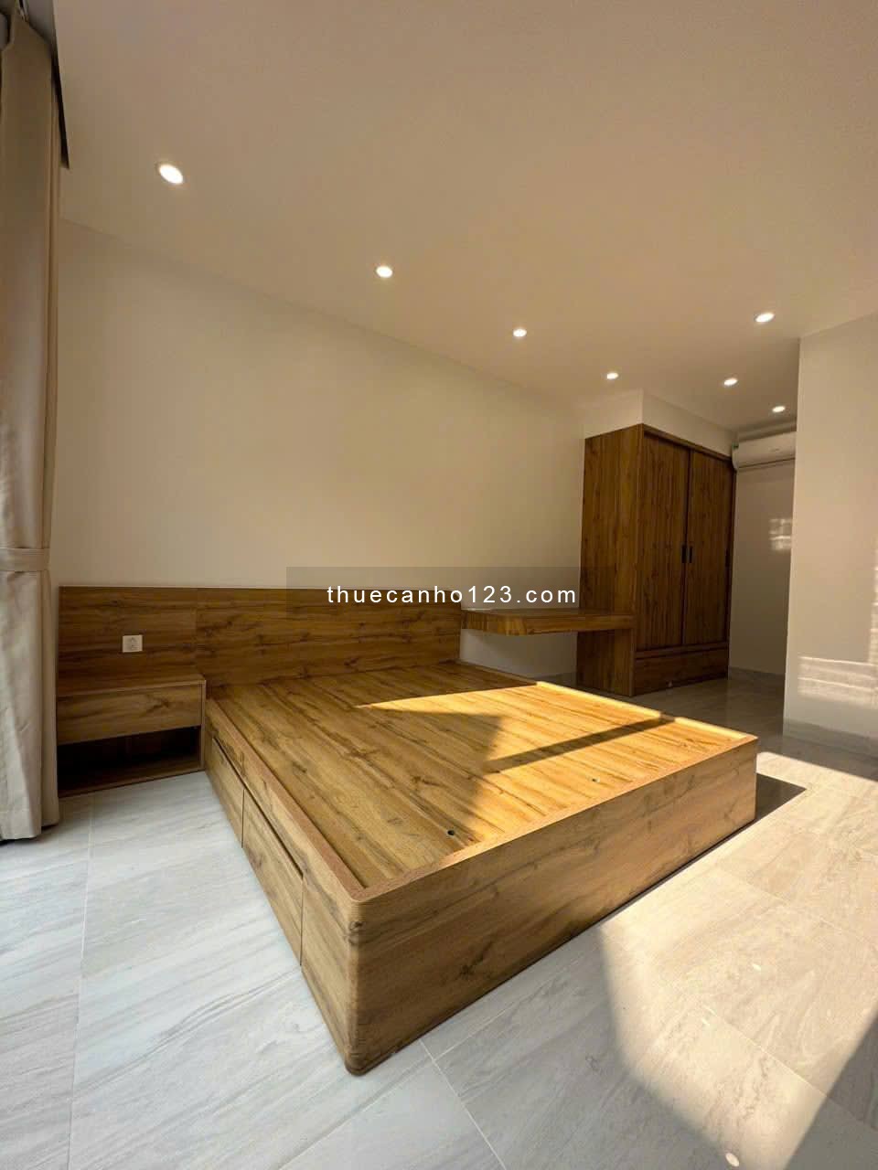 Cho thuê căn hộ 1PN rộng 55m2 tại Tứ Liên, Tây Hồ, đầy đủ nội thất đẹp hiện đại