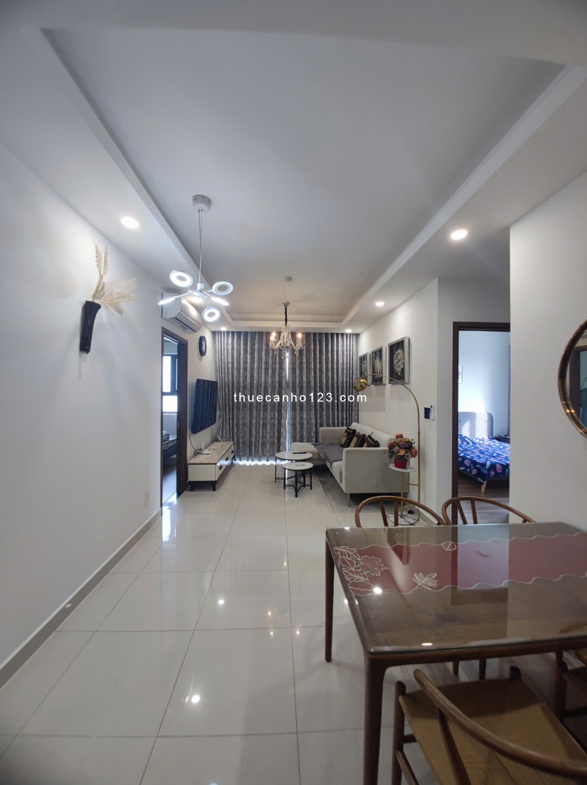 Cho thuê 3PN 2WC tại Q7 Saigon Riverside. Giá 16 triệu - 18 triệu/tháng. LH 0906 600 593