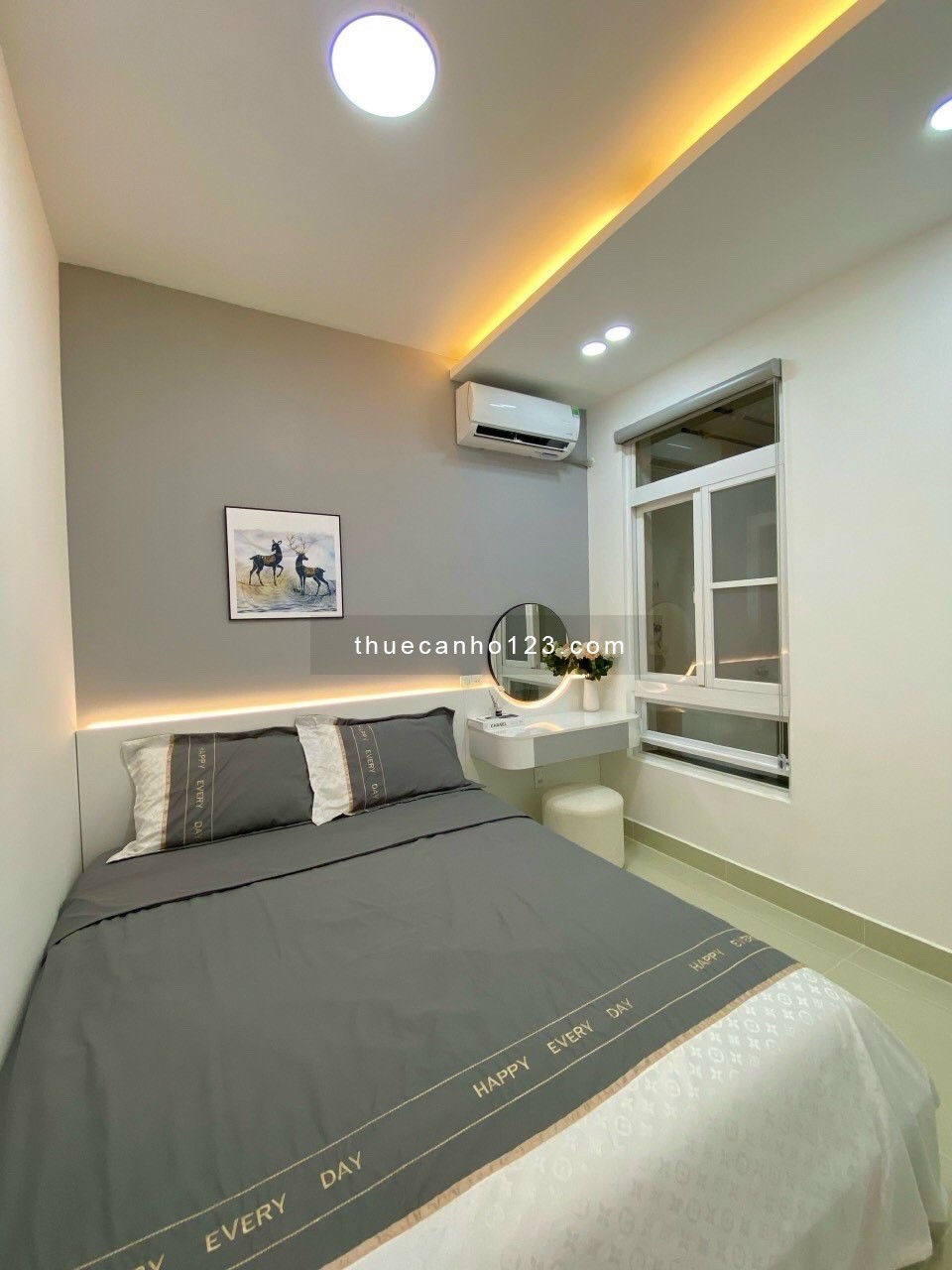 Em chuyên cho thuê Sky Garden PMH 2-3 phòng ngủ chỉ từ 11 triệu. Cam kết 100% nhà đẹp, giá tốt