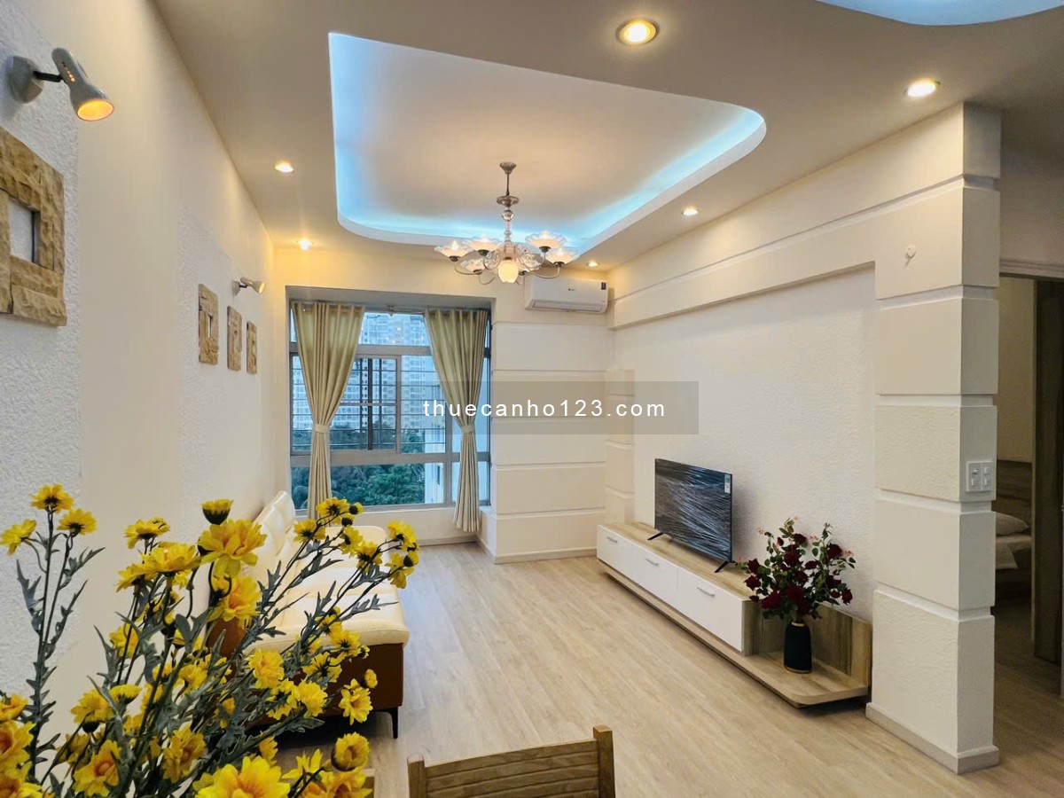 Em chuyên cho thuê Sky Garden PMH 2-3 phòng ngủ chỉ từ 11 triệu. Cam kết 100% nhà đẹp, giá tốt