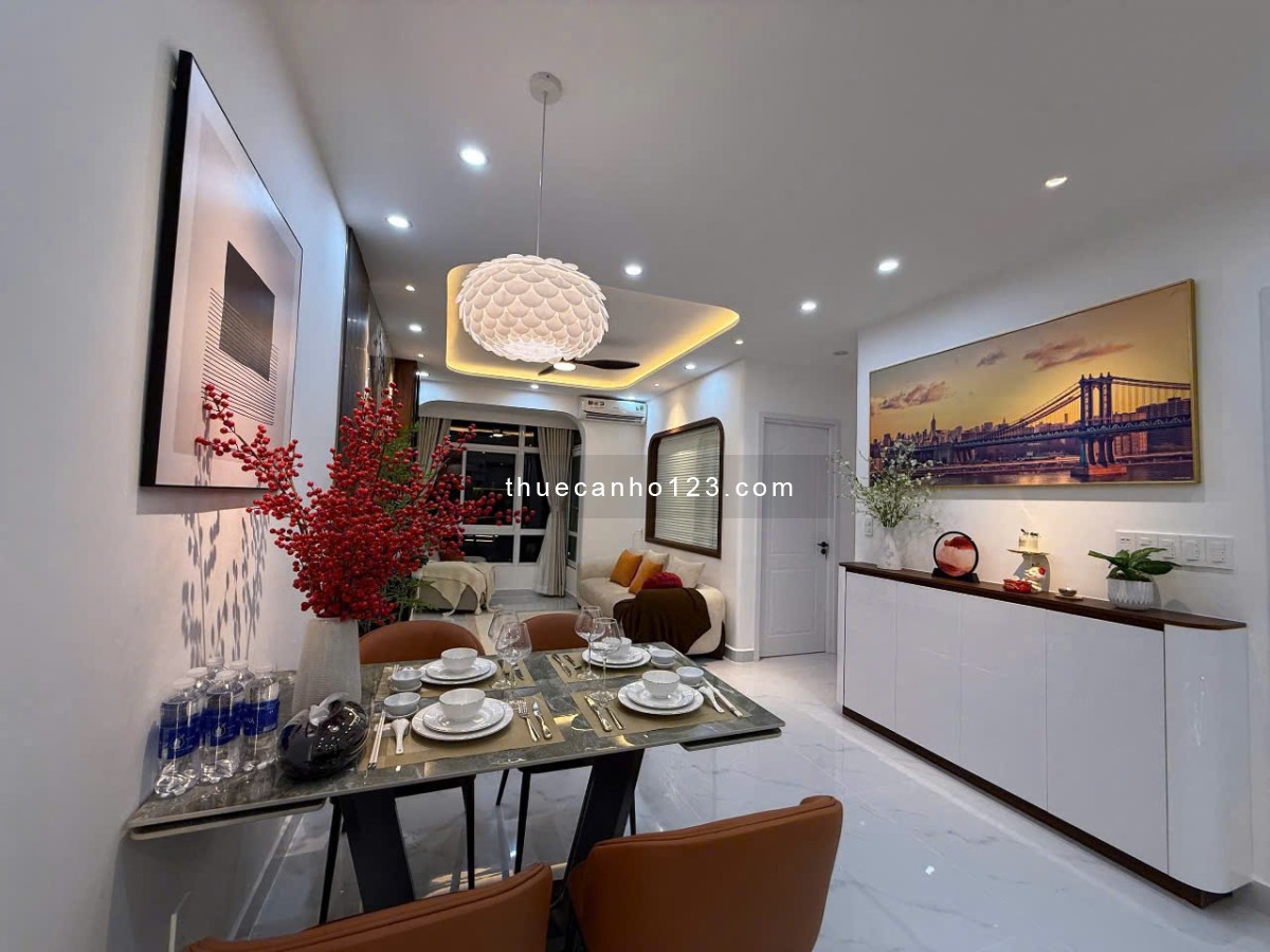 Em chuyên cho thuê Sky Garden PMH 2-3 phòng ngủ chỉ từ 11 triệu. Cam kết 100% nhà đẹp, giá tốt