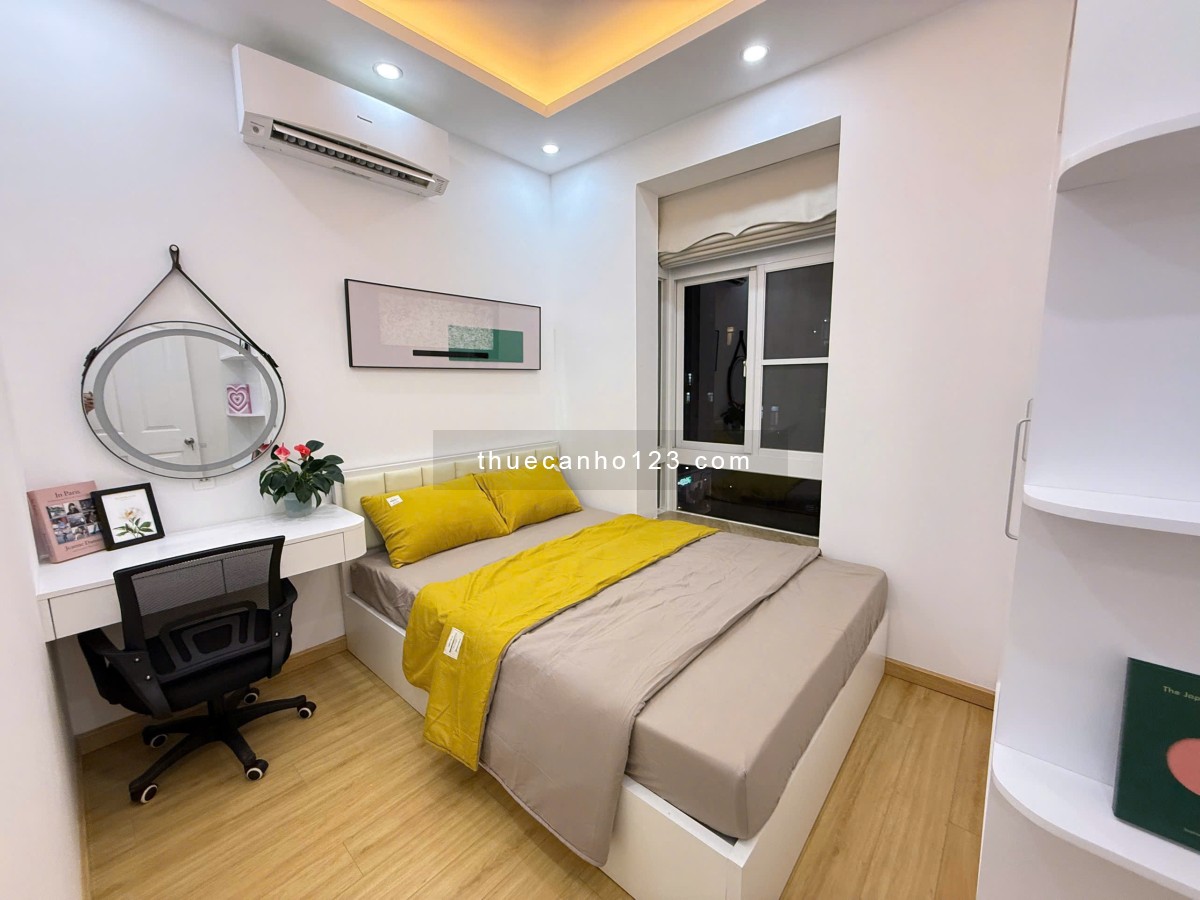 Em chuyên cho thuê Sky Garden PMH 2-3 phòng ngủ chỉ từ 11 triệu. Cam kết 100% nhà đẹp, giá tốt