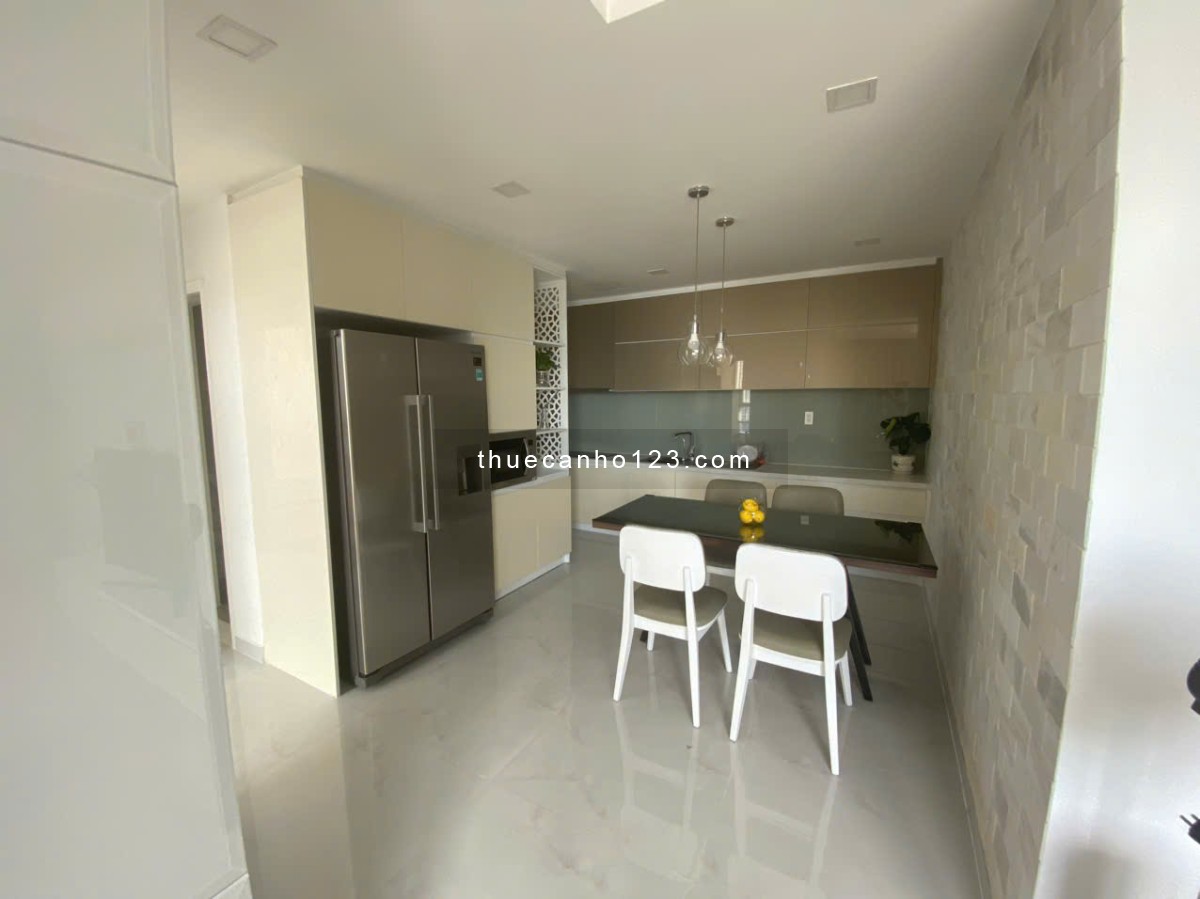 Cho thuê nhiều căn Star Hill, Phú Mỹ Hưng, 2pn nhà đẹp giá rẻ 20tr/th. LH: 0911839618 (Em Hà)