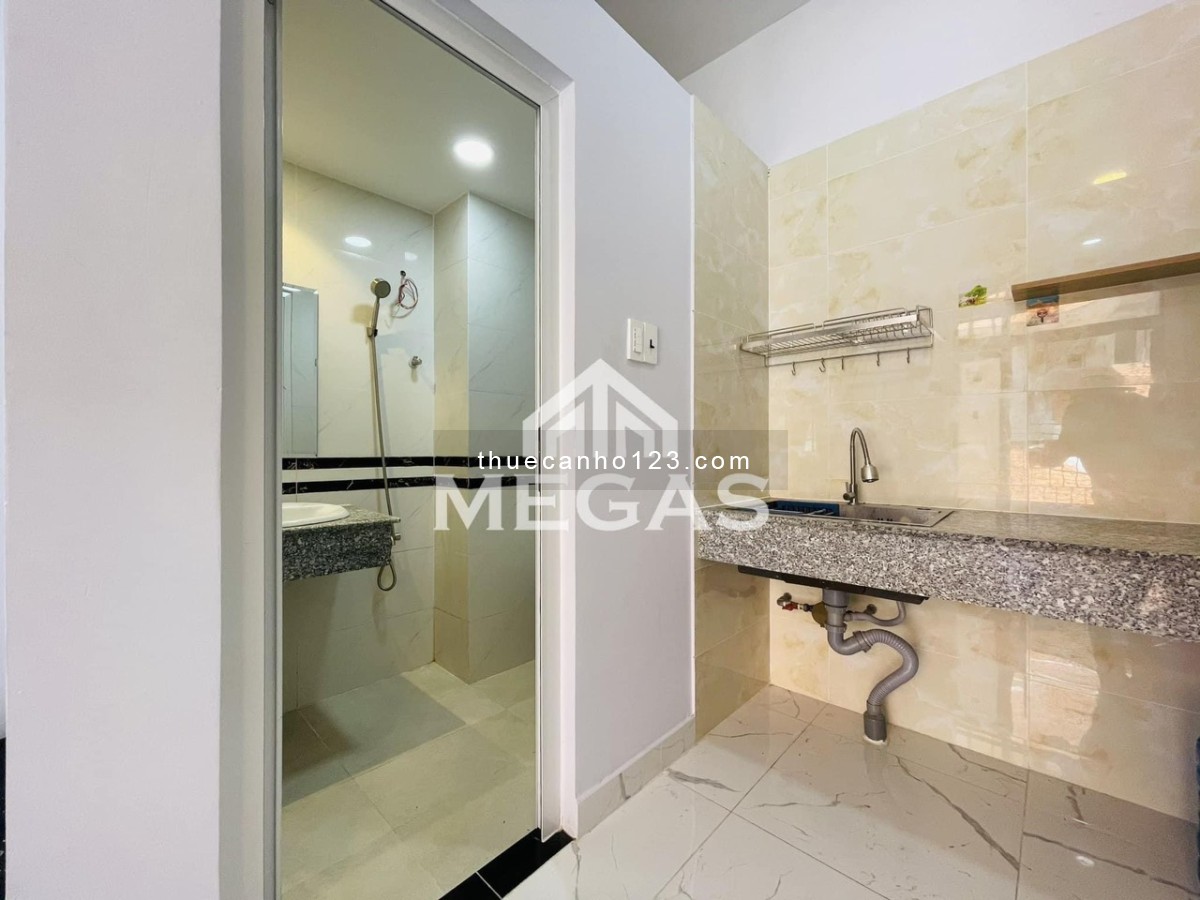 Chính Chủ Cho Thuê Ban Công - Full Nội Thất Ngay ĐH Công Thương - Lê Trọng Tấn, Giá Chỉ 3x