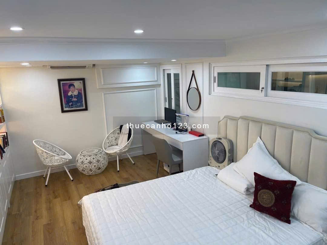 Chính chủ cho thuê duplex 180 m2 vip nhất Royal City giá 30 triệu, LH: 0912 396 400 - miễn TG)
