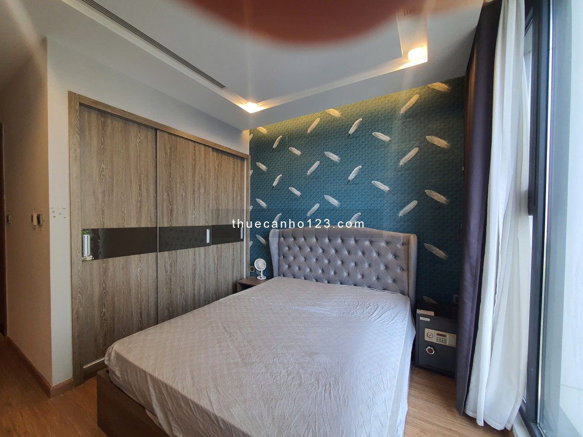 Cho thuê căn 3PN góc vip R3 đồ đẹp nhất dự án giá tốt, LH: 0912 396 400 (miễn trung gian)
