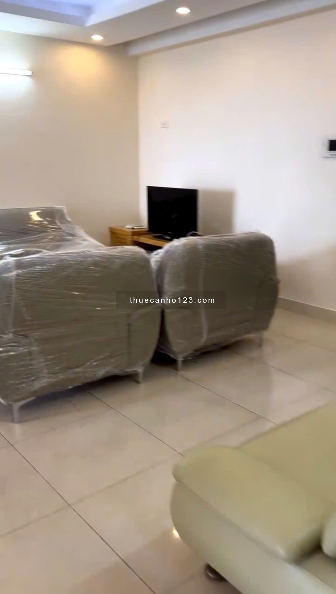 Cho thuê căn hộ C37 Bắc Hà, Tố Hữu. Căn hộ 3PN full đồ