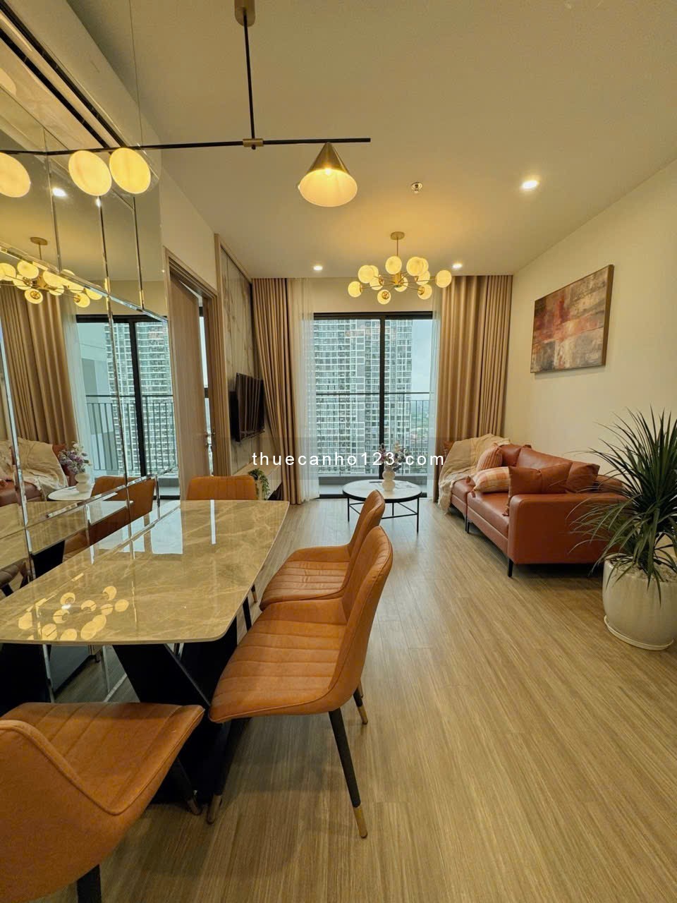 Chính chủ cho thuê căn hộ đẹp 2PN2WC tại Vinhome Ocean Park Tòa Pavilon full đồ đẹp tiện ích ngập