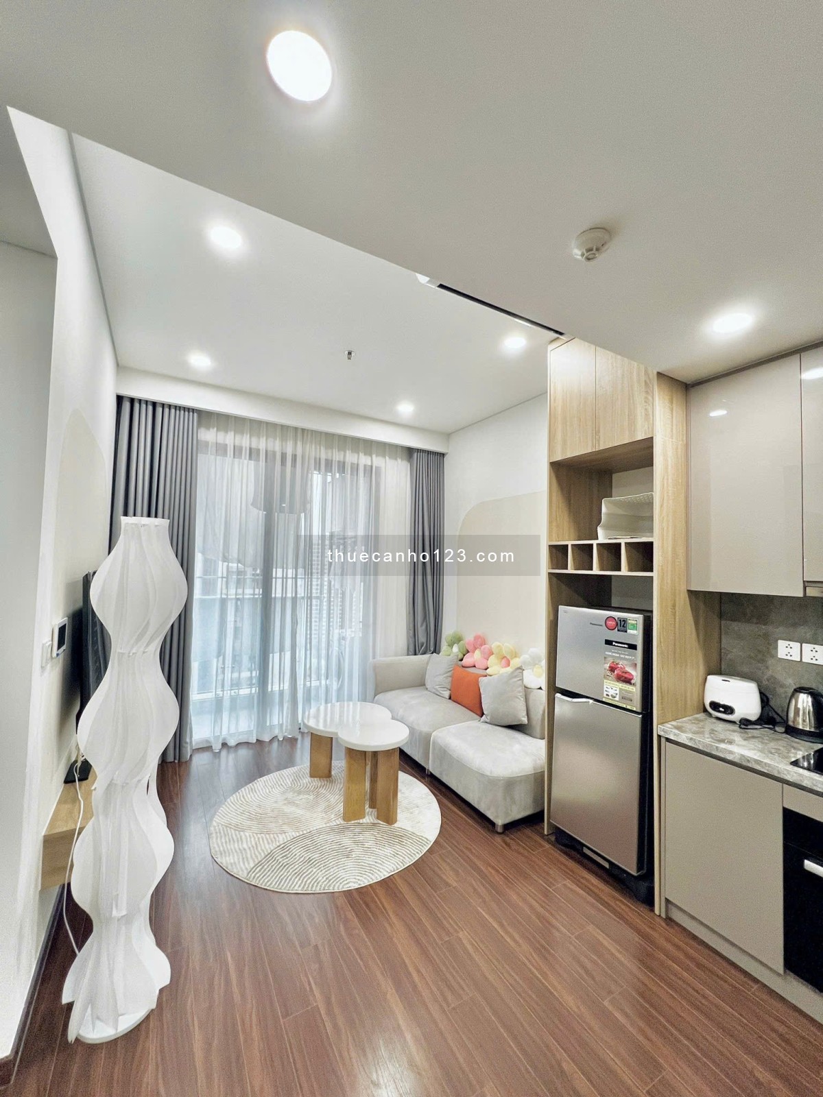Căn hộ đẹp cho thuê căn hộ tòa M1 full đồ tại Vinhomes Ocean Park